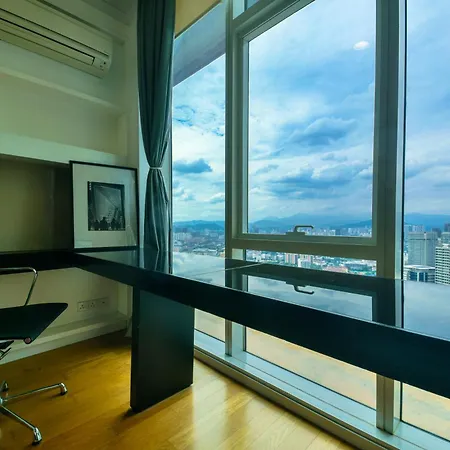 Flixses Suites At Platinum Klcc Kuala Lumpur Exterior photo
